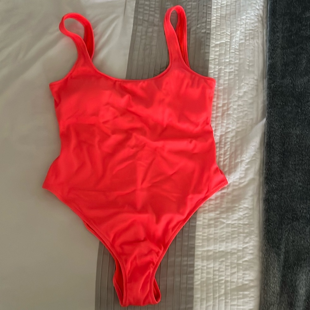Arie bathing suit. New w Tag.